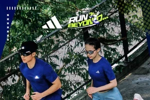 Run Fast with adidas🏃
