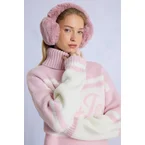 Faux-Fur Earmuffs in Powder Pink